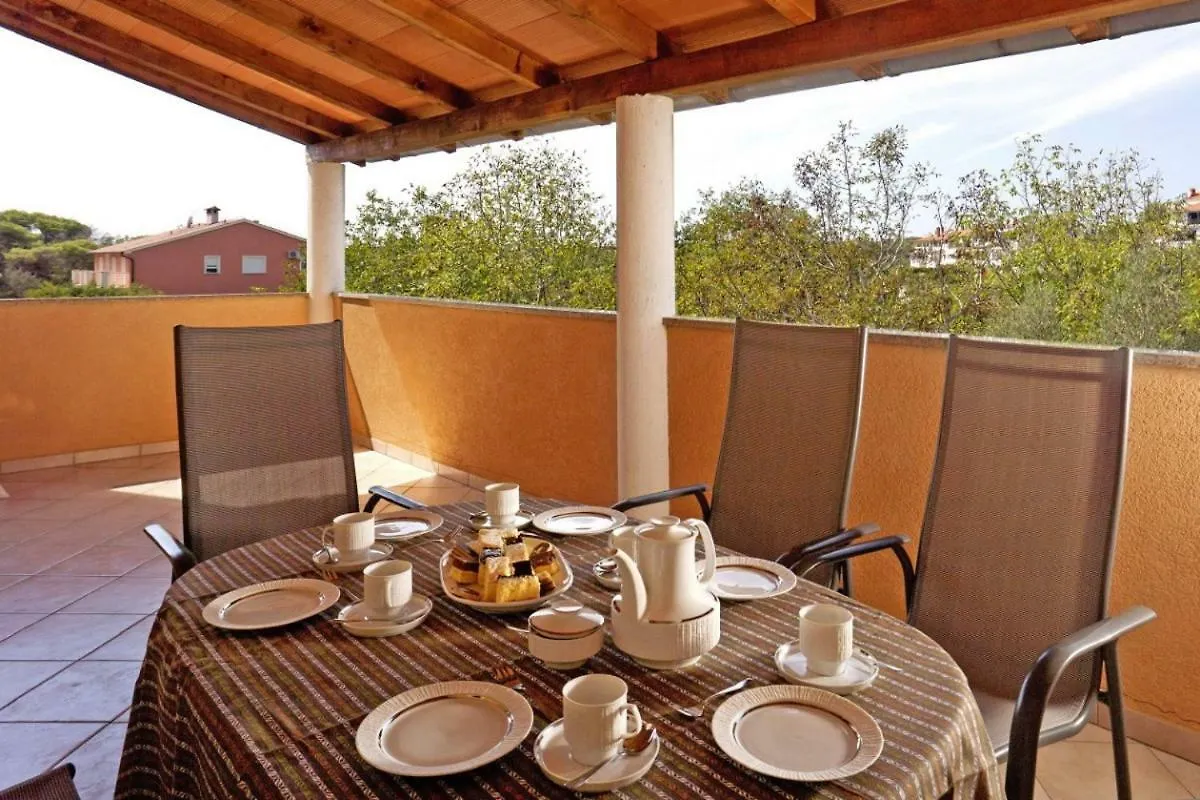 Nena Apartment Vinkuran