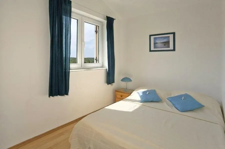 Nena Apartment Vinkuran Croatia