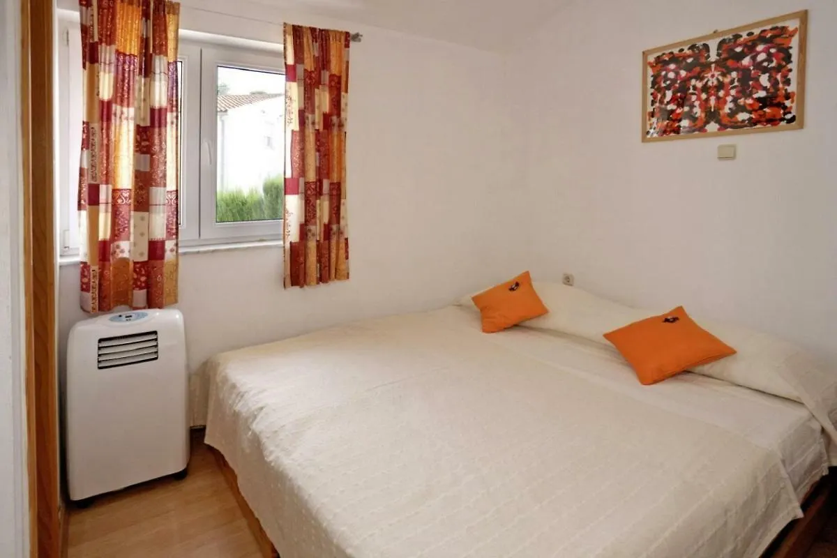 Nena Apartment Vinkuran