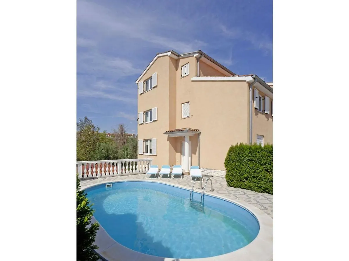 Nena Apartment Vinkuran